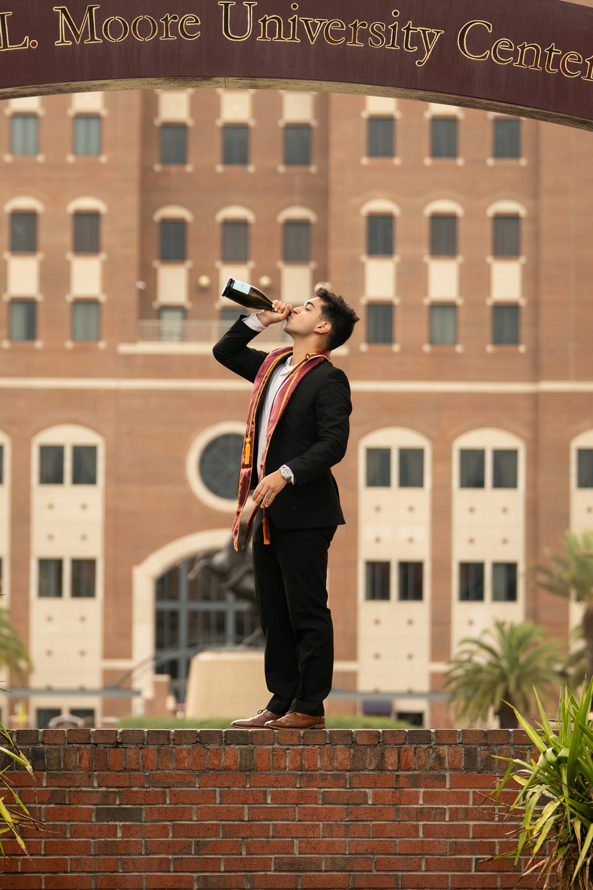 GRADUATION PHOTOS — Champagne b