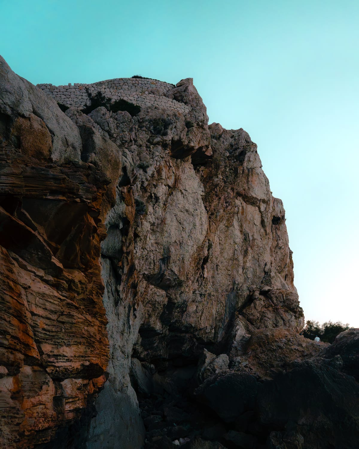 HIKING THROUGH MALLORCA — Texture b