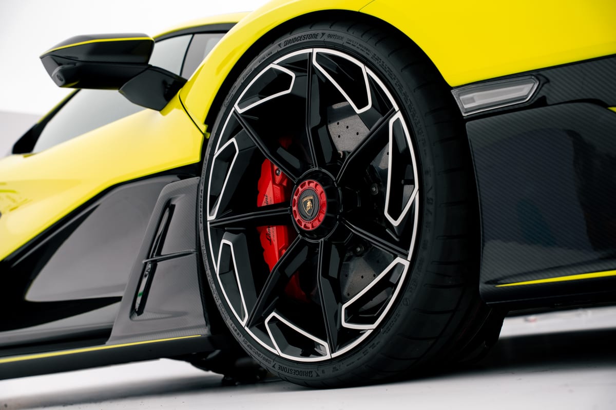 LAMBORGHINI FENOMENO — THE QUAIL — Detail a