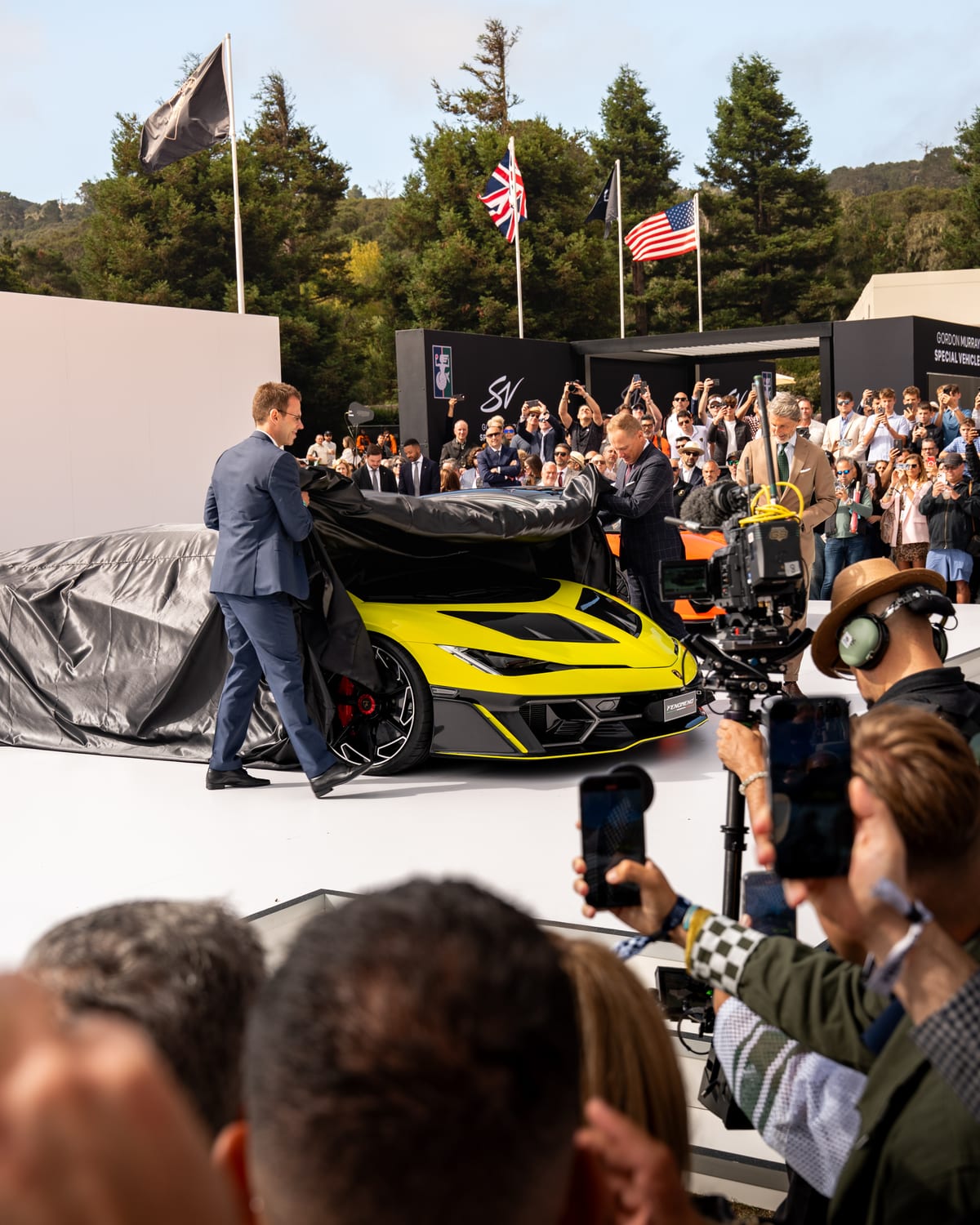 LAMBORGHINI FENOMENO — THE QUAIL — Reveal b