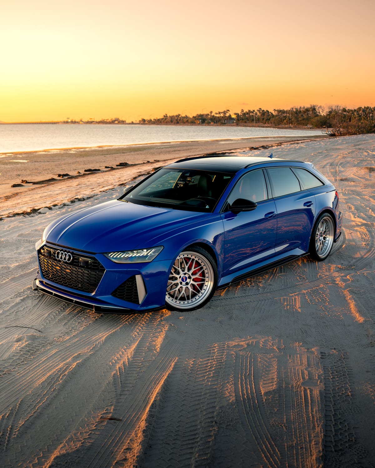 NOGARO BLUE RS6 — Front